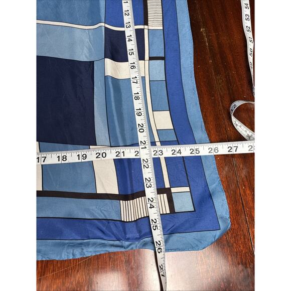 Womens VTG Square Scarf Water Repellent Acetate Made In Japan Blue Colorblock - Picture 2 of 6